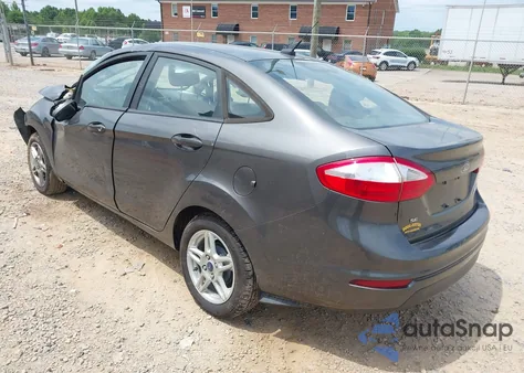 2017 Ford Fiesta Se z USA, uszkodzony, nr VIN 3FADP4BJ7HM153936